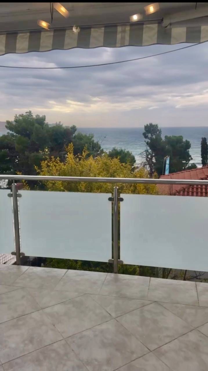 Апартамент с видом на море вблизи пляжа