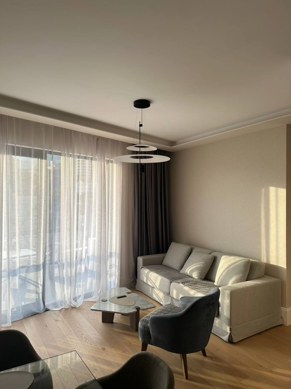 For rent: 2-bedroom apartment in the modern Casa al Mare complex in Bečići