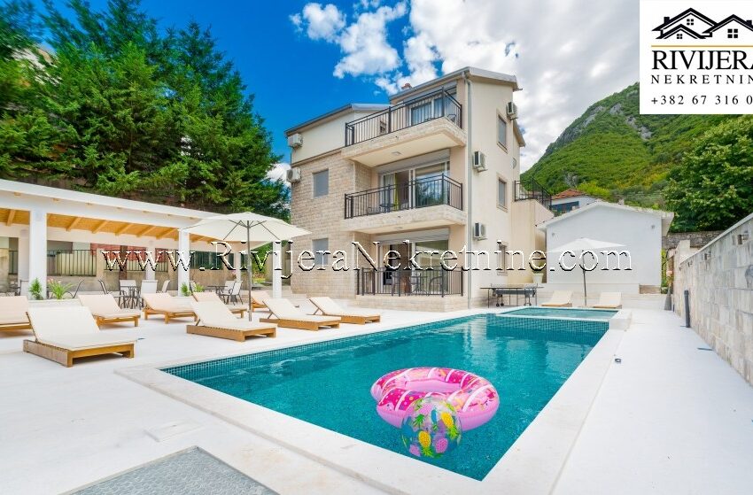 House For Sale, Stoliv