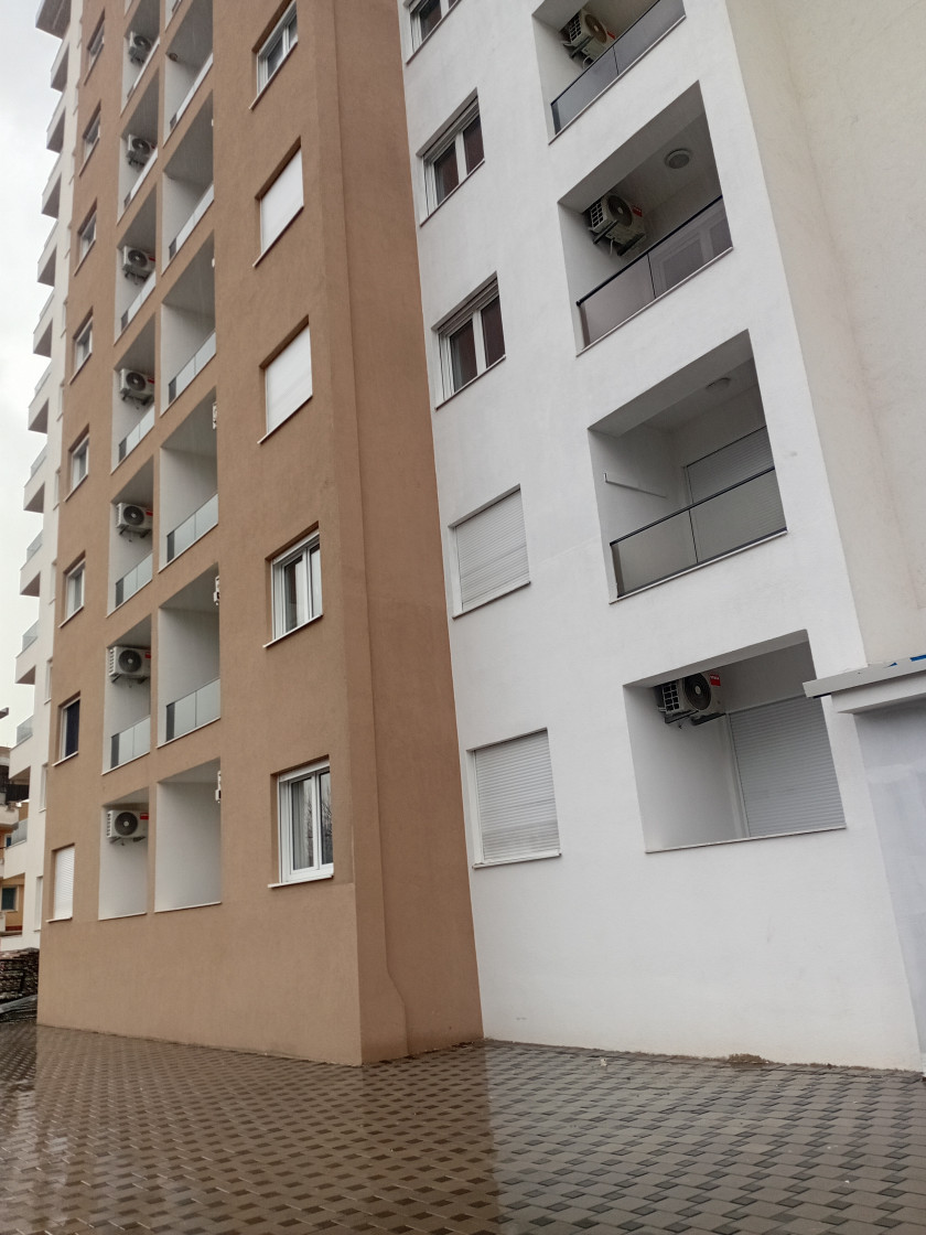 Apartment For Sale, Bar