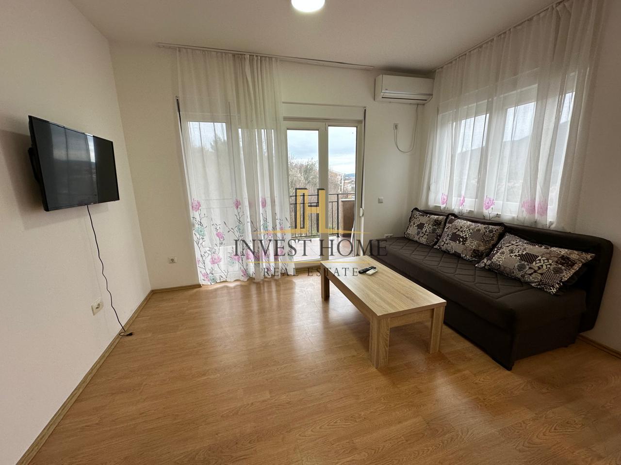 Dvosoban stan, Kotor, 63m2