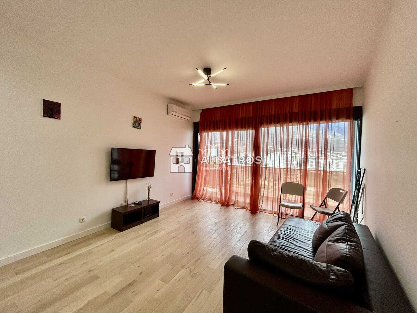 Iznajmljujem Stan-Apartman, Bar Centar, Soho City
