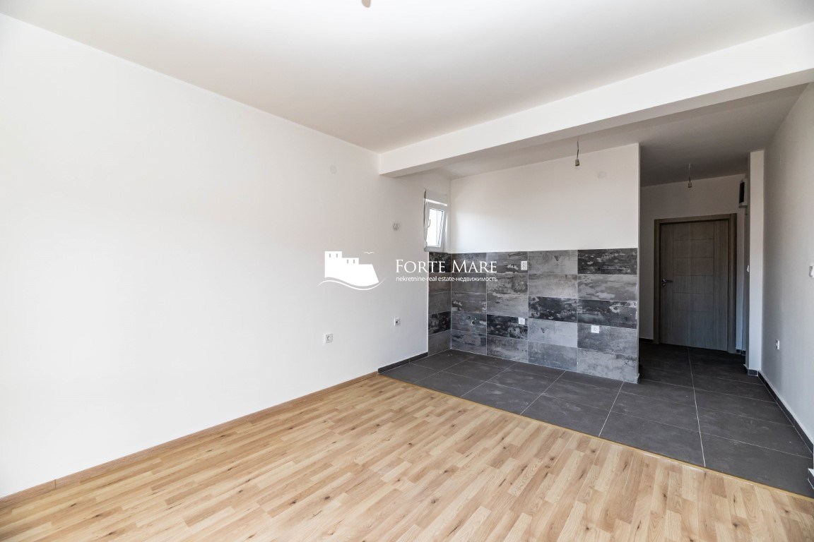 Prodajem Stan-Apartman, Đenovići, Herceg Novi