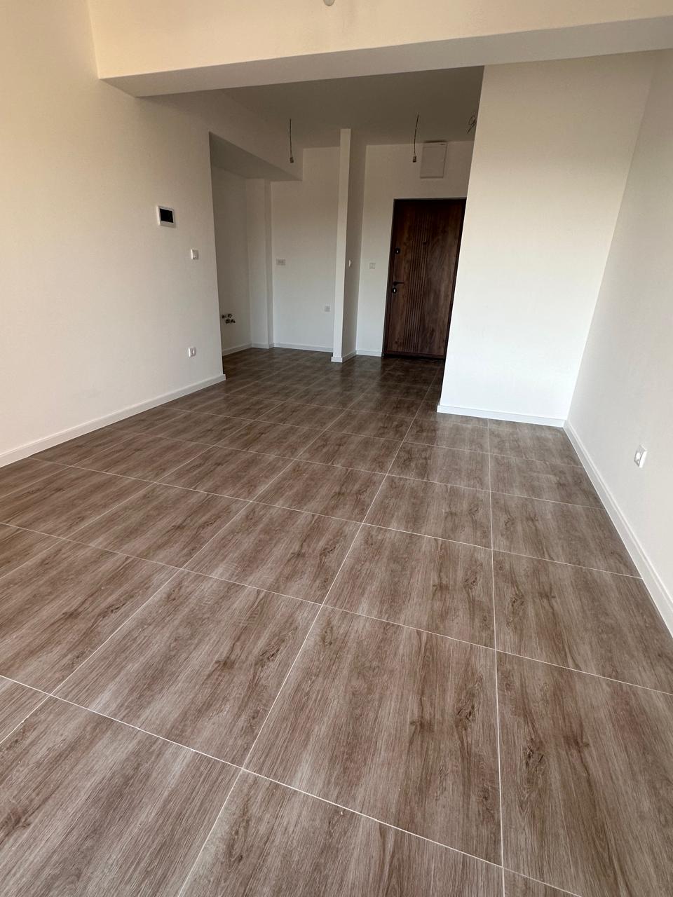 Prodajem Stan-Apartman, Bar