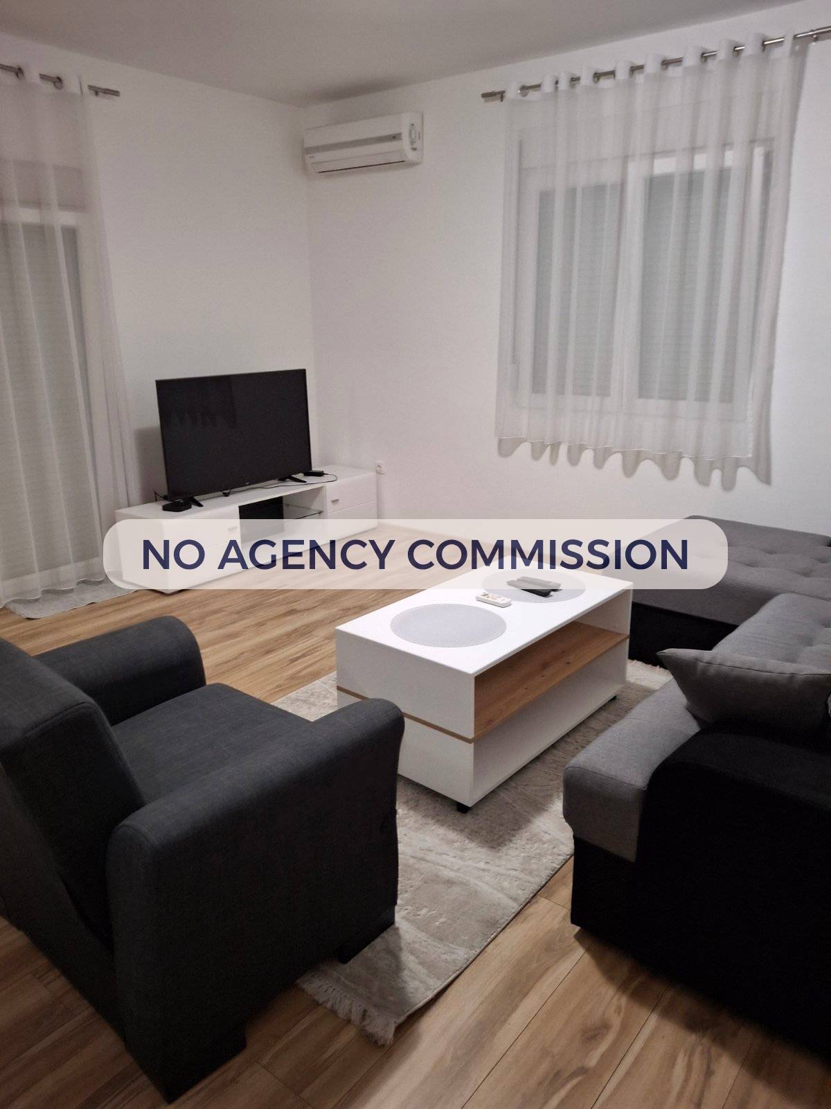 Prostran dvosoban stan u Tivtu – Dumidran