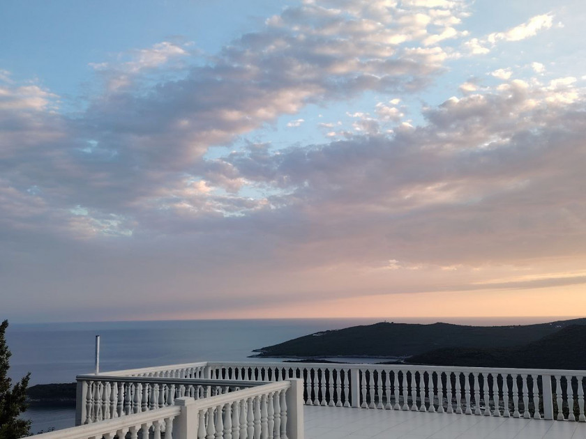 Prodajem Stan-Apartman, Prijevor