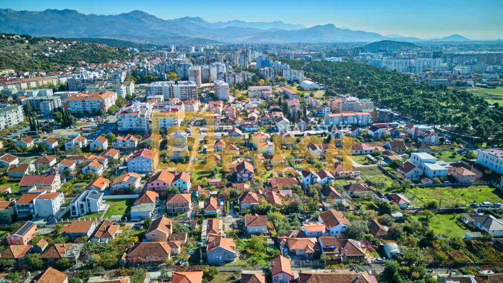 Urbanizovan plac, 340m2, Tološi, Prodaja