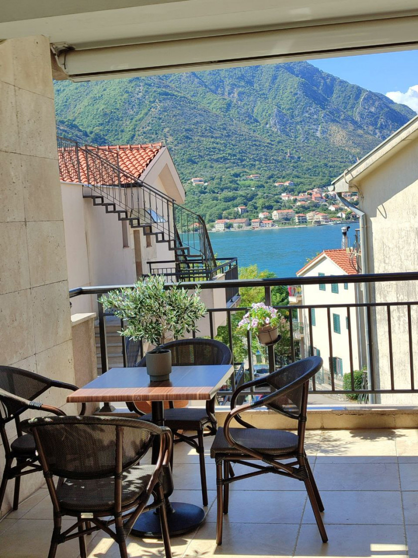 Apartment For Sale, Dobrota