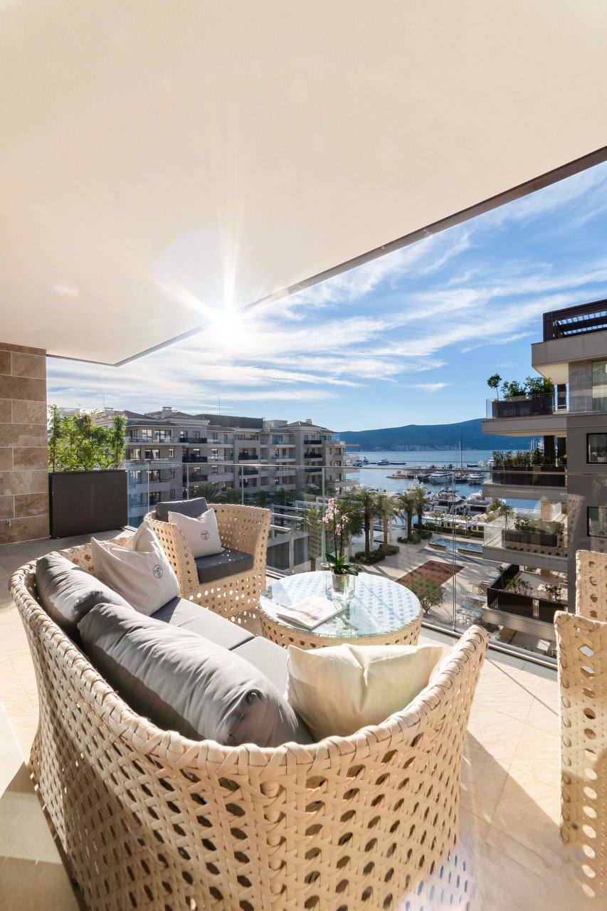 Apartment For Sale, Porto Montenegro