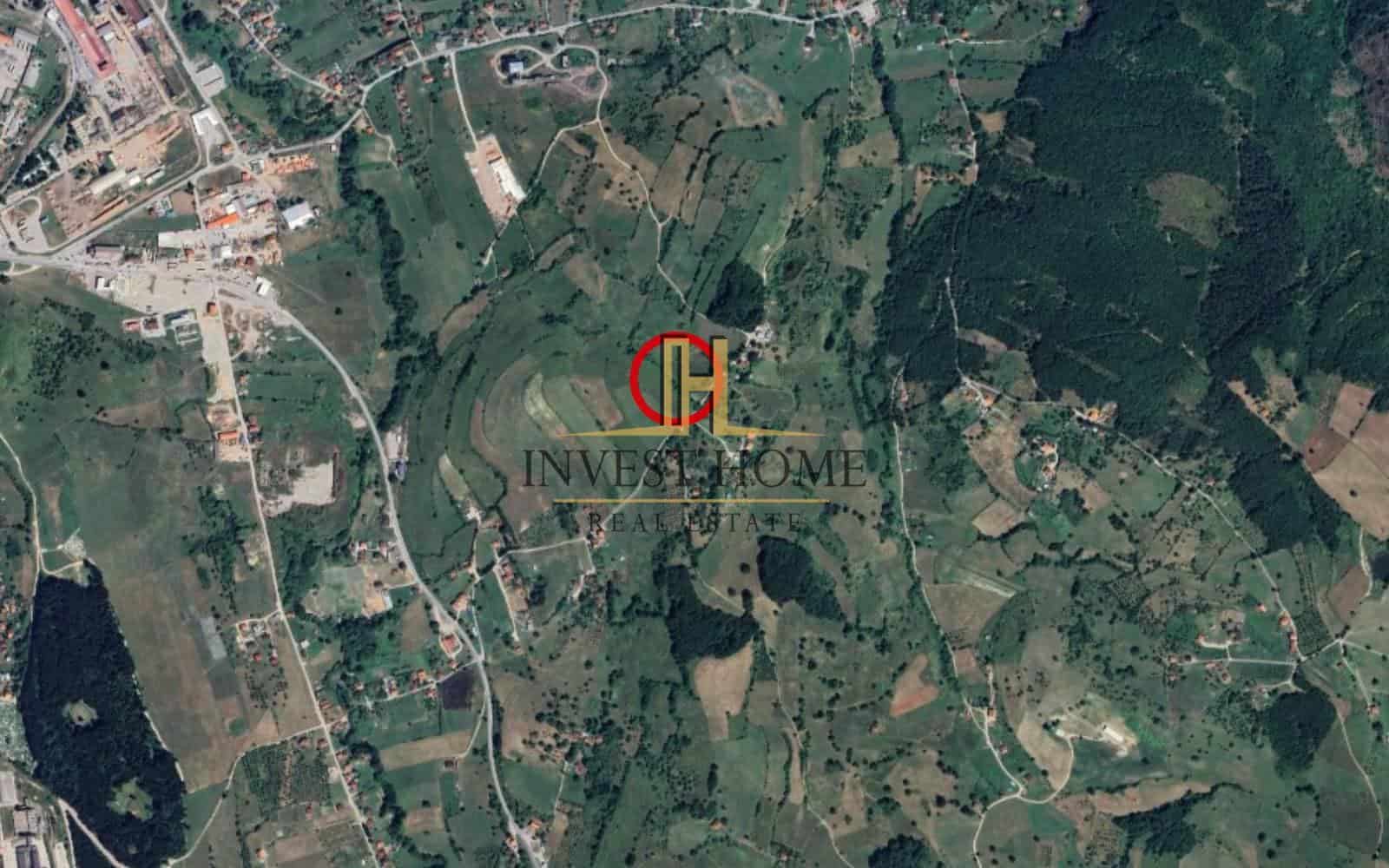 Plac, Berane, 8.000m2