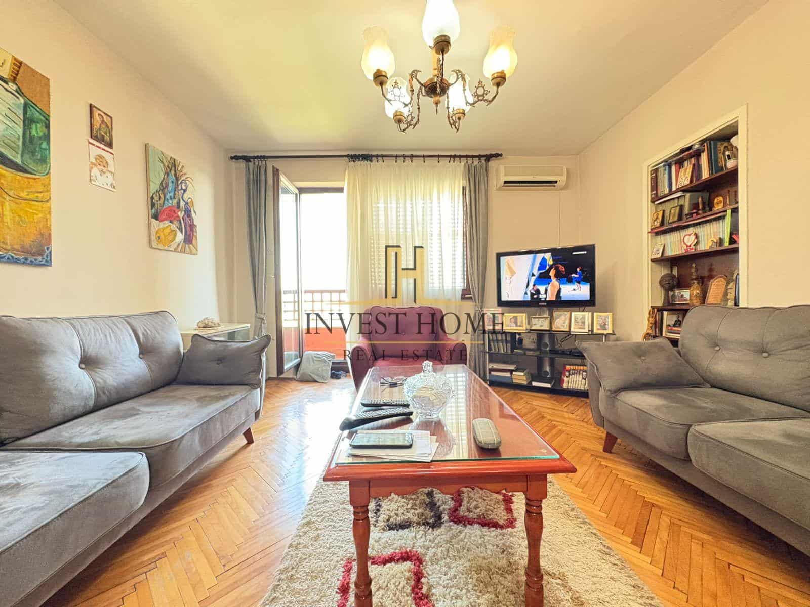 Dvosoban stan, Lepa Kata, 65m2