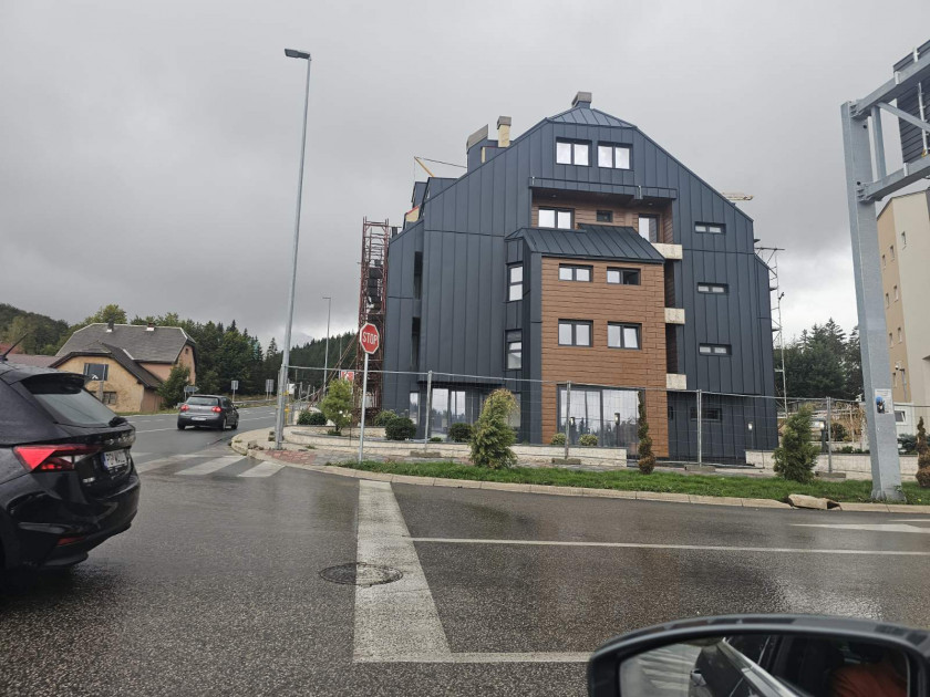 Prodajem Stan-Apartman, Žabljak