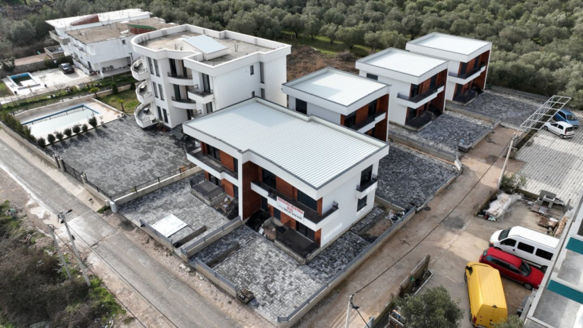 Prodajem Kuću, Velika Plaža