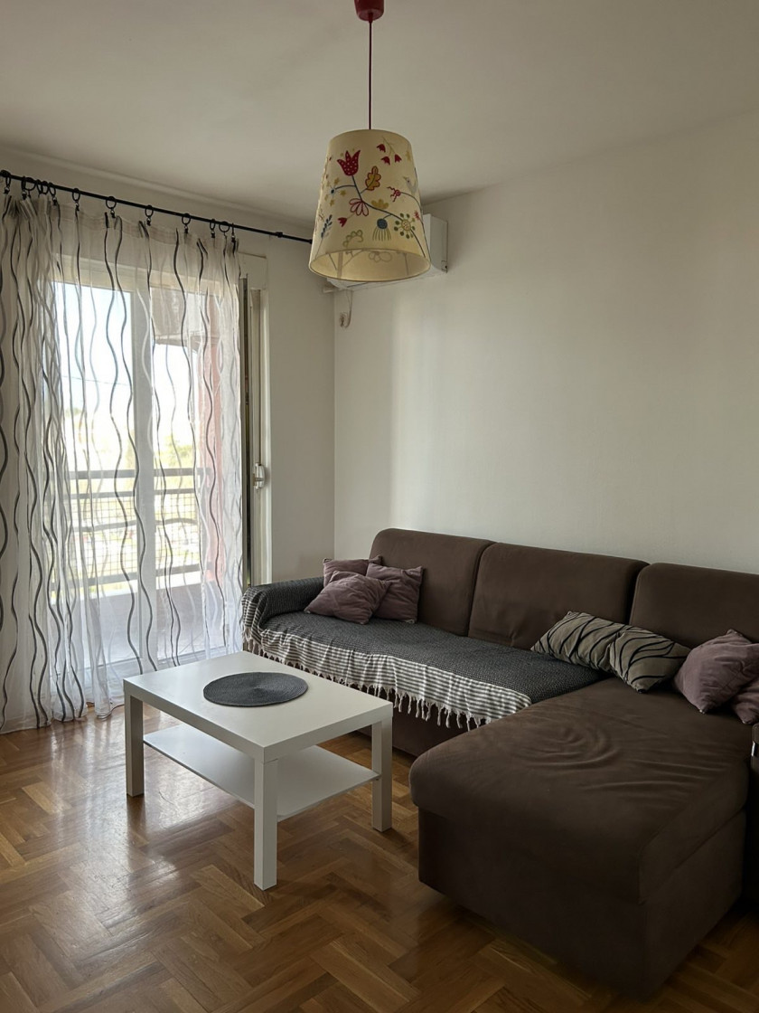 Iznajmljujem Stan-Apartman 28m2, Zabjelo