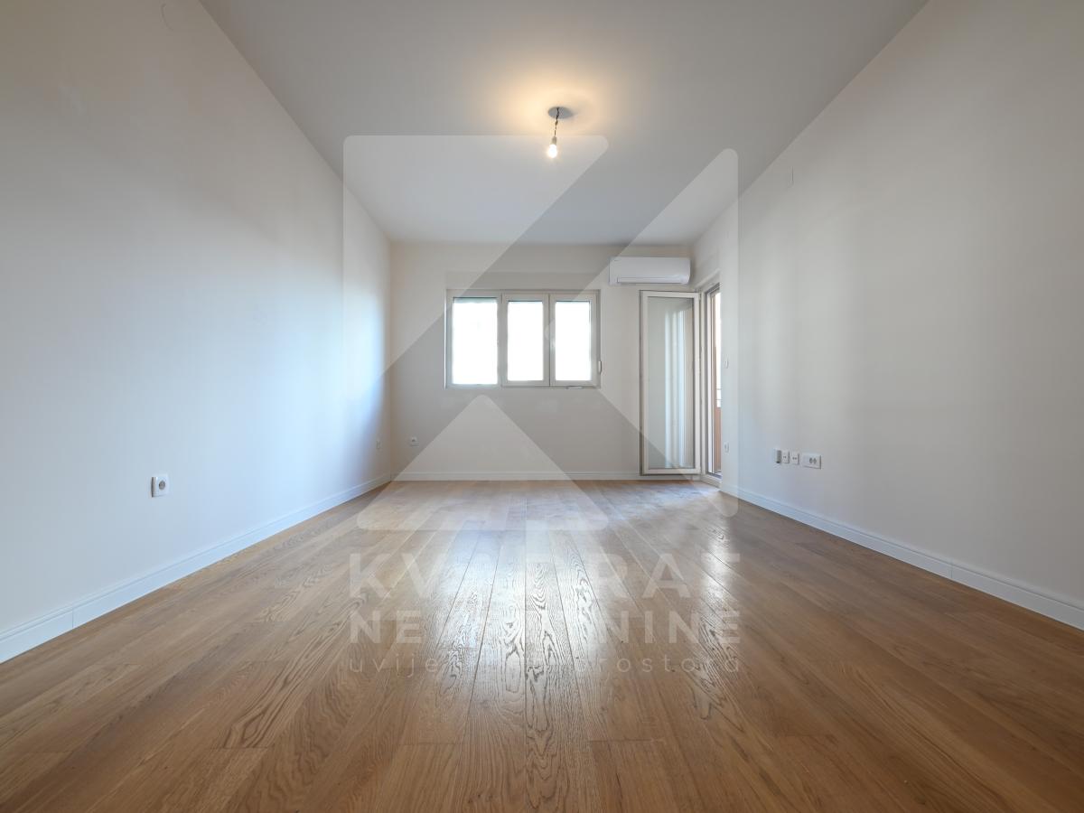 Izdavanje, Jednosoban stan, Podgorica, Central Point, 49m2