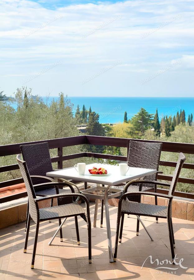 Vila Milana — prostrana vila sa vrtom u Budvi, samo 6 minuta od mora