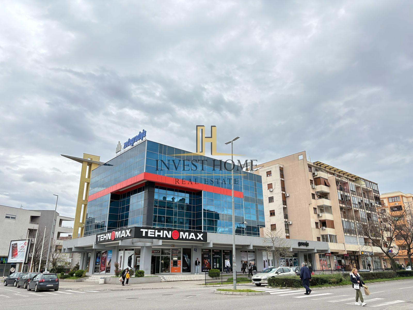 Trosoban stan, Stari Aerodrom, 104m2