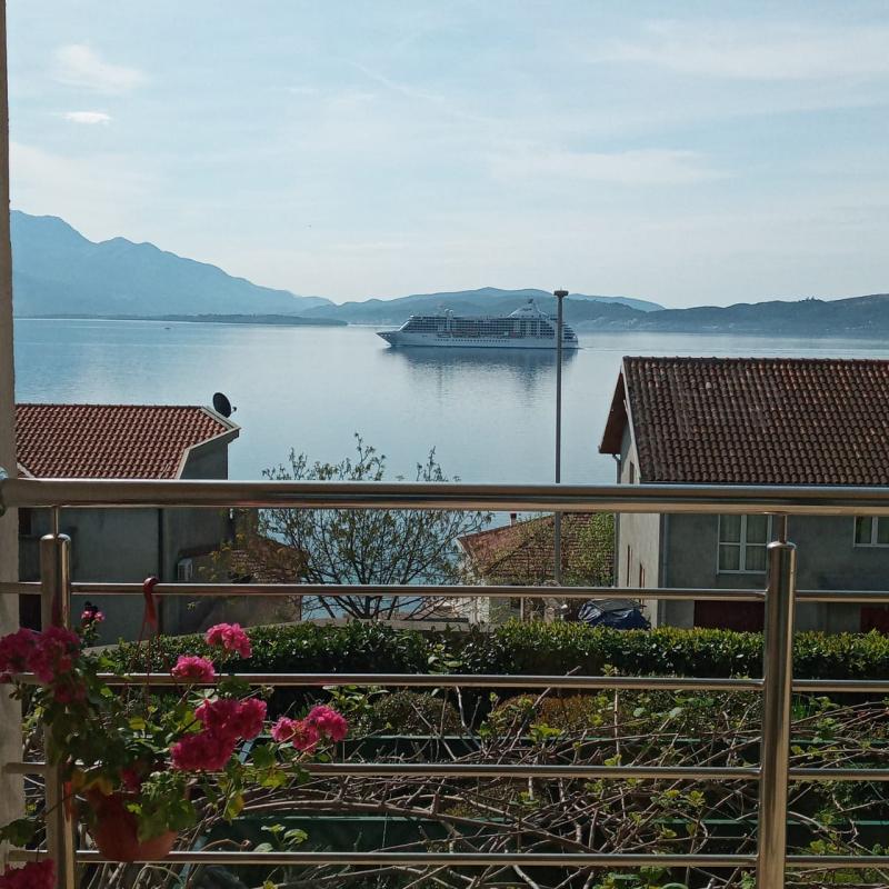 Apartment in Bijela, 103 m²