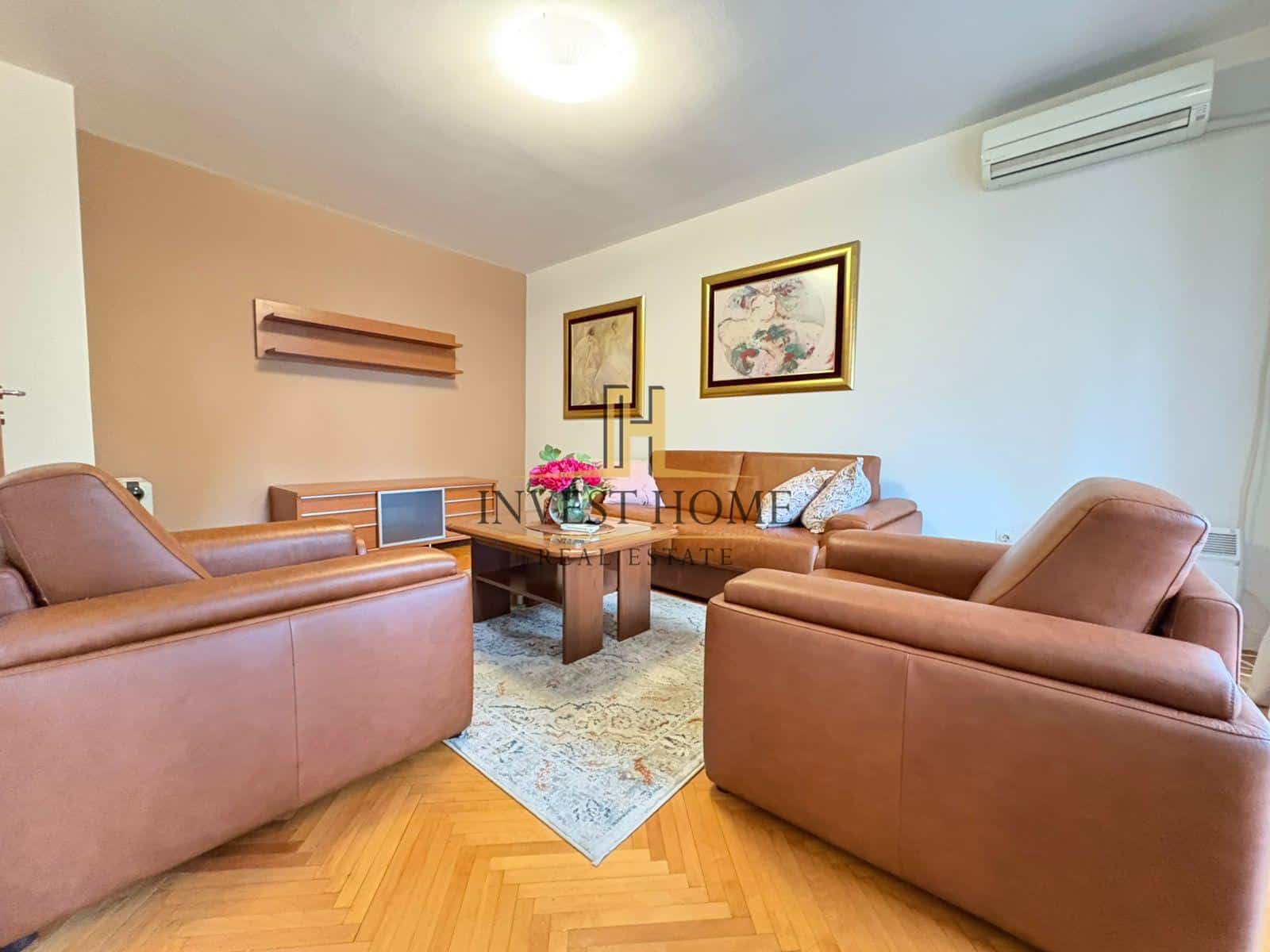 Jednosoban stan, Preko Morače, 63m2