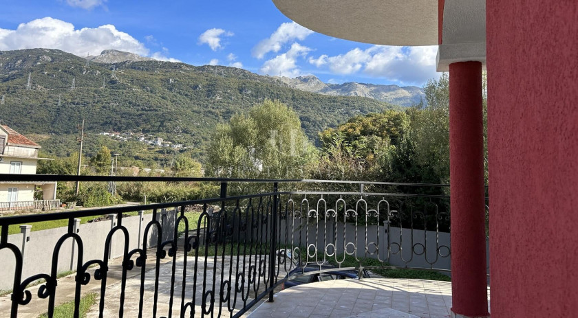 New apartments in a building with a swimming pool, Lastva Grbaljska