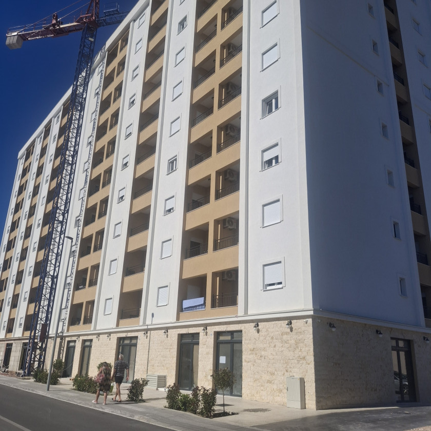 Prodajem Stan-Apartman, Bar