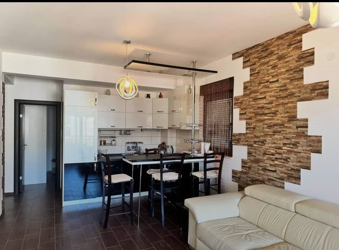 Apartment For Sale, Centar
