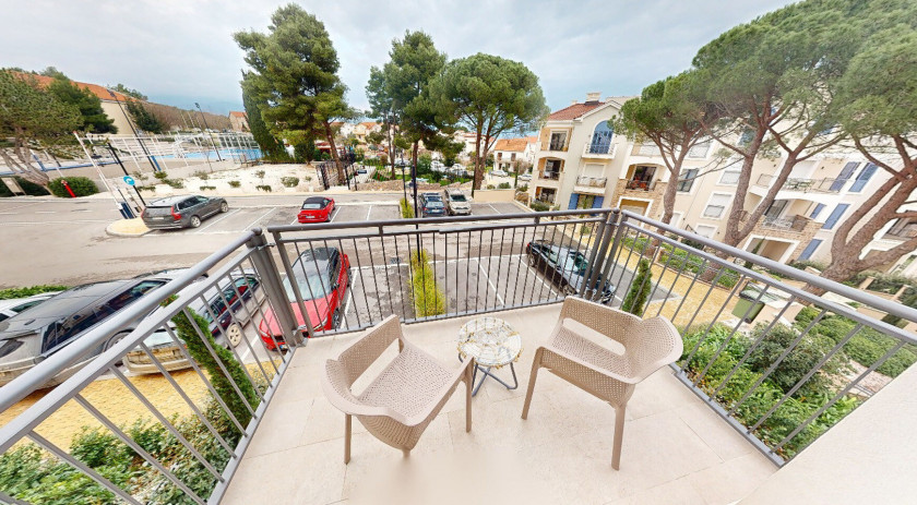 Cozy studio in the modern complex Lustica Centrale