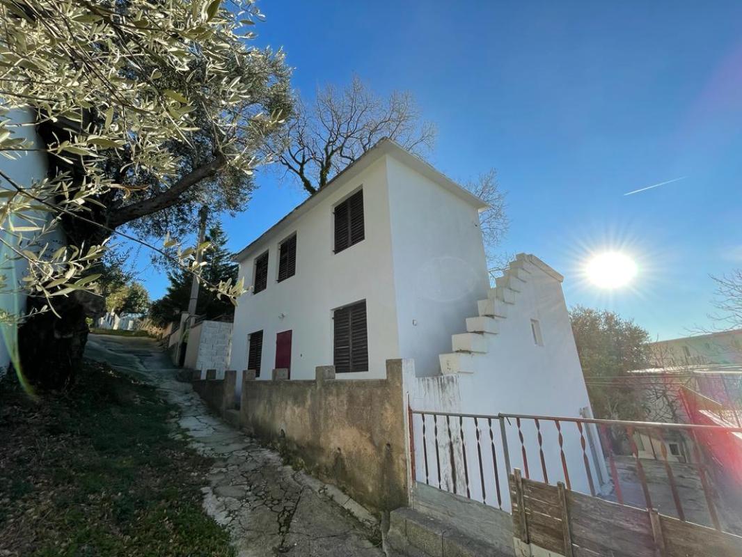 House in Sutomore, 134 m²