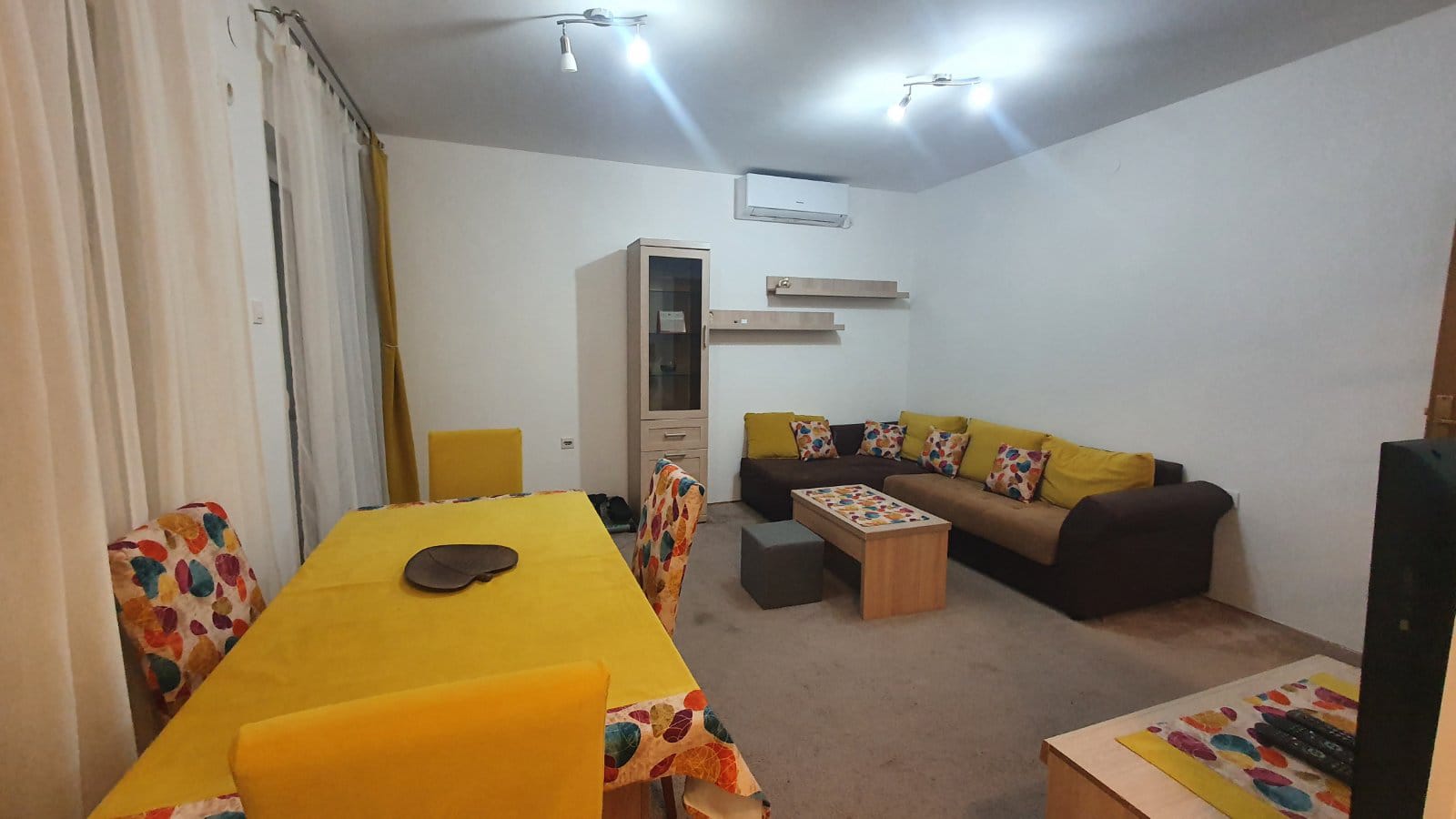 Two -bedroom Apartment for Rent ,Blok 9 ,63m2