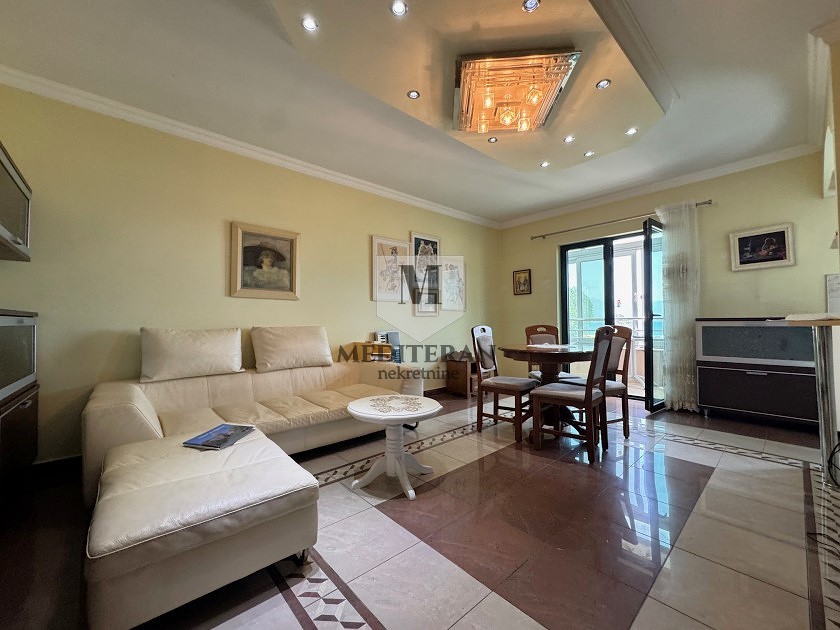 Apartment for sale, Igalo