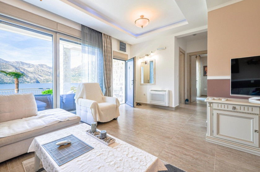 Apartment For Sale, Kostanjica