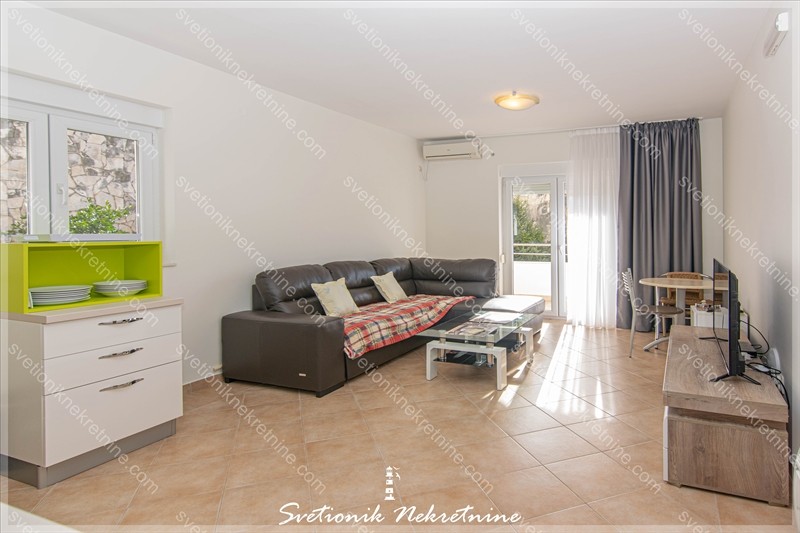 Apartment For Sale, Đenovići