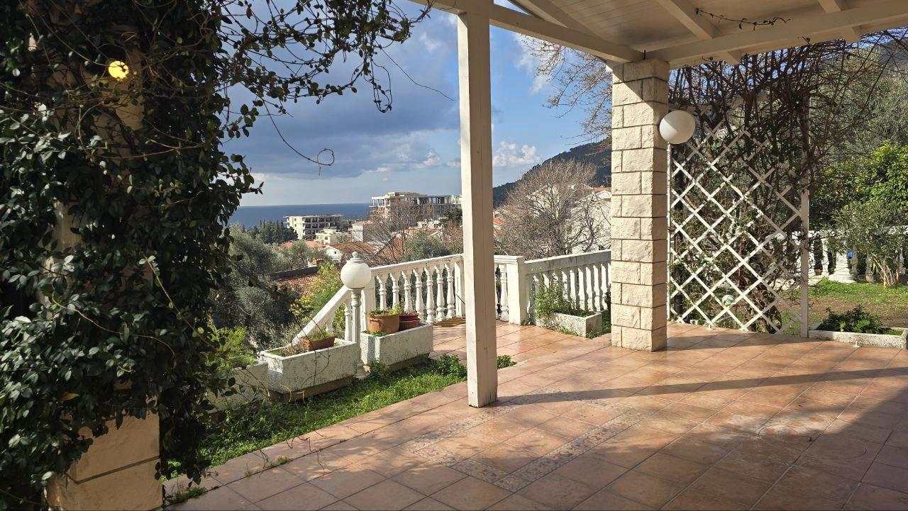 Apartment in Petrovac, 86 m²