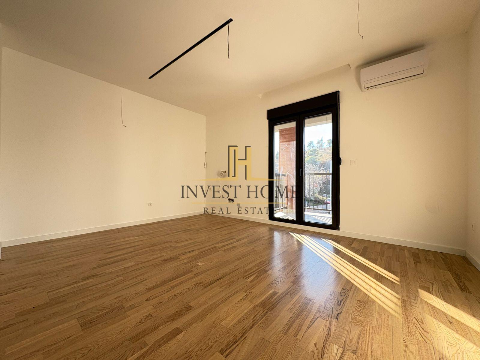 Trosoban stan, Gorica, 90m2