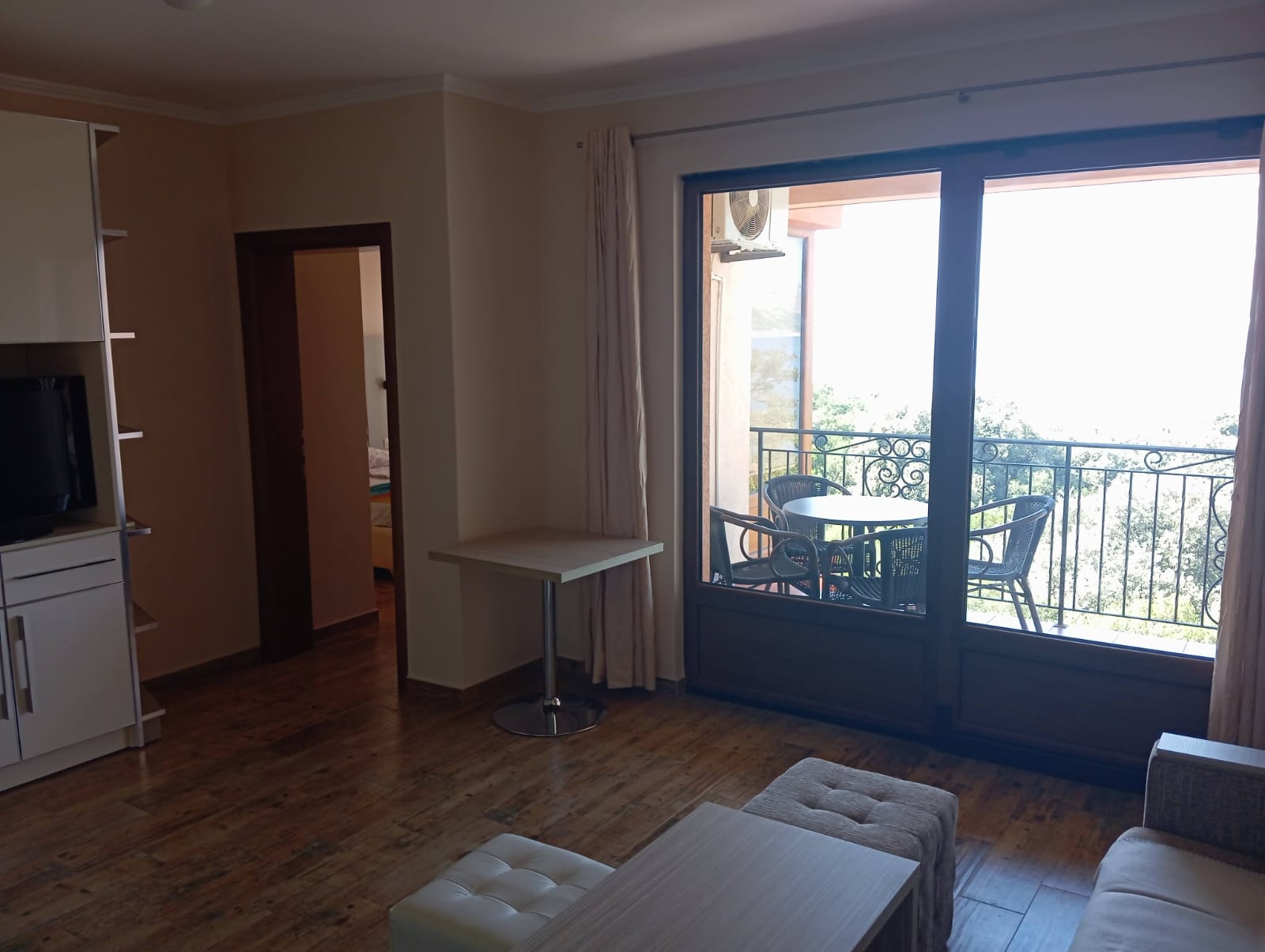 Prodajem Stan-Apartman, Bar