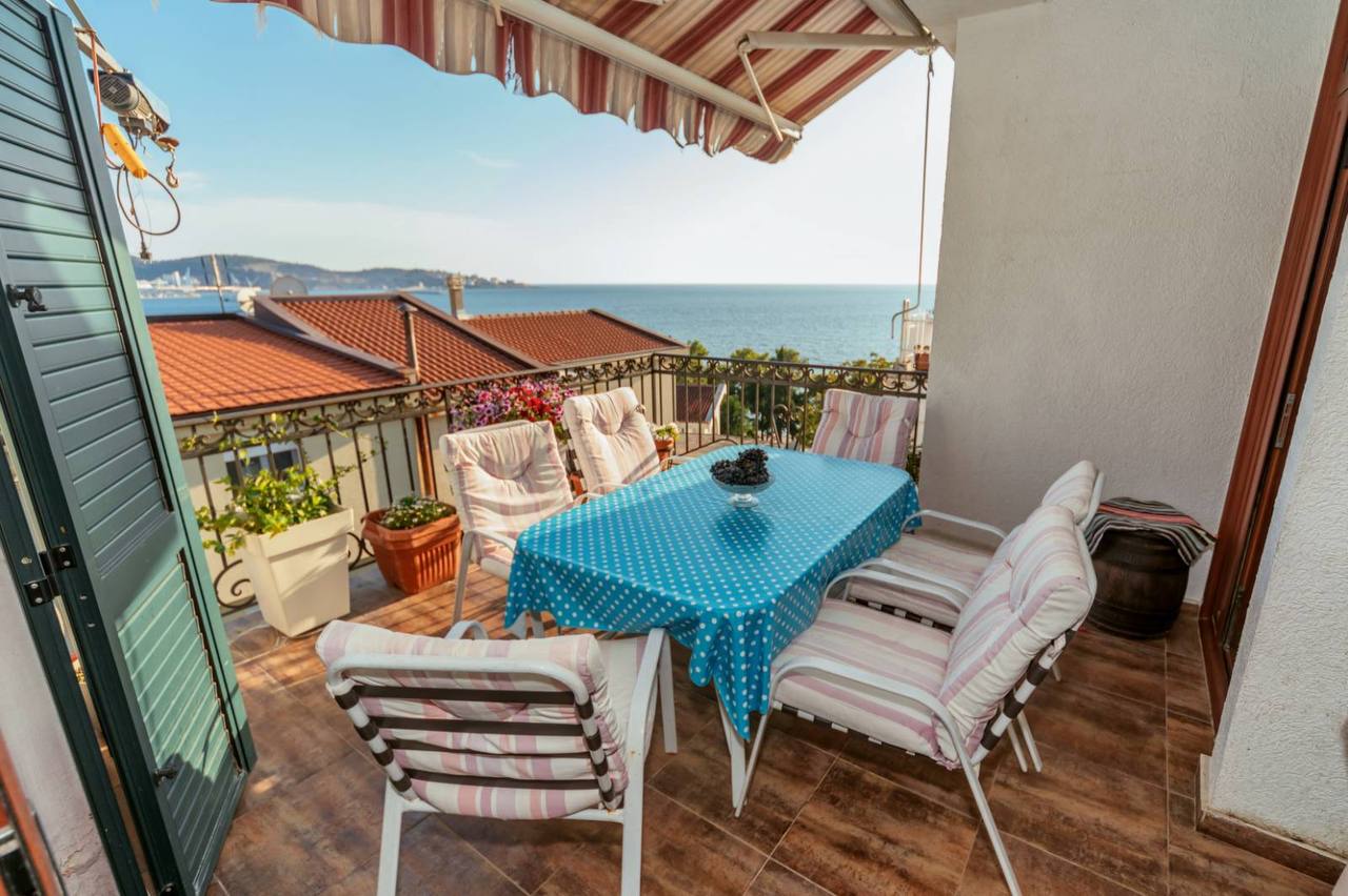 Apartment For Sale, Šušanj