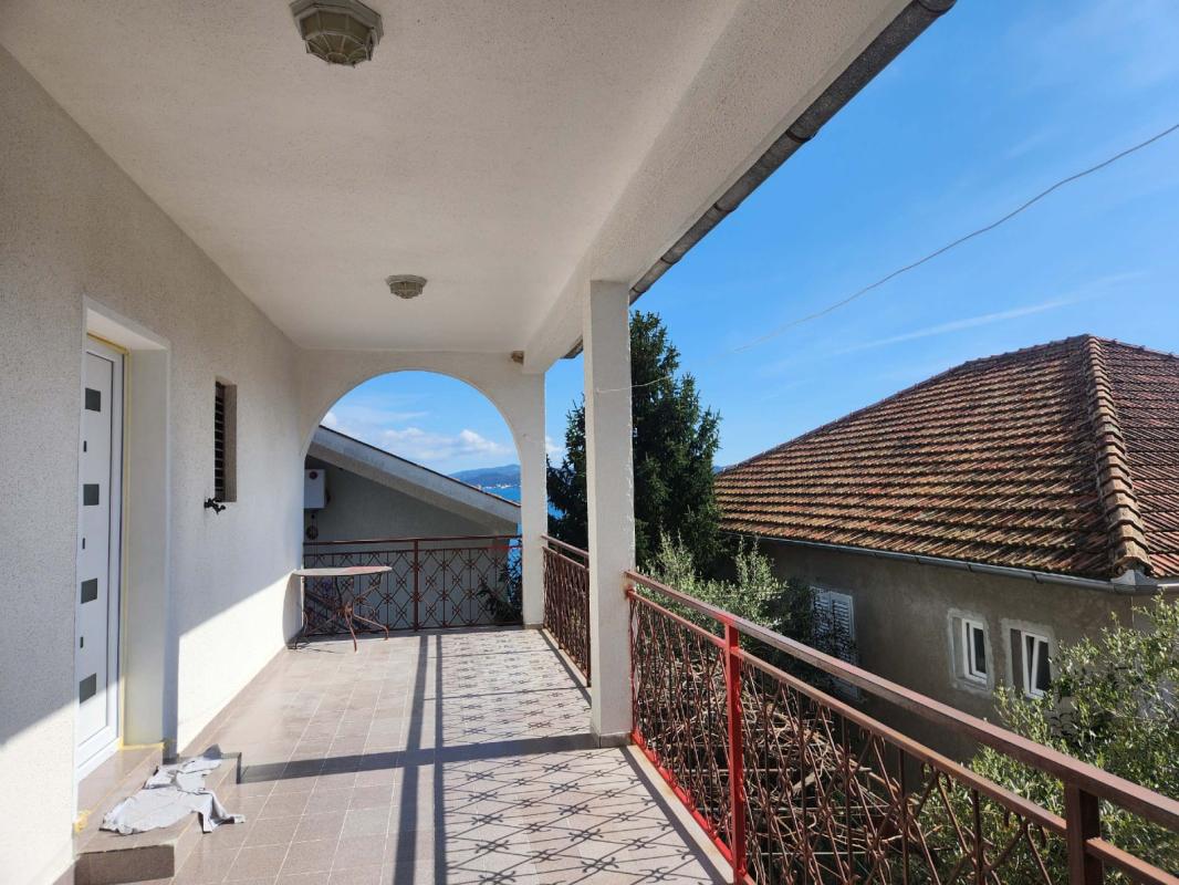 Apartment in Bijela, 90 m²