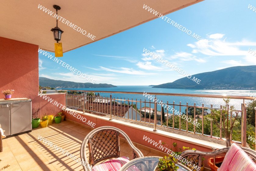 Two-Bedroom Apartment with Panoramic Sea View – Crveni Krst, Herceg Novi