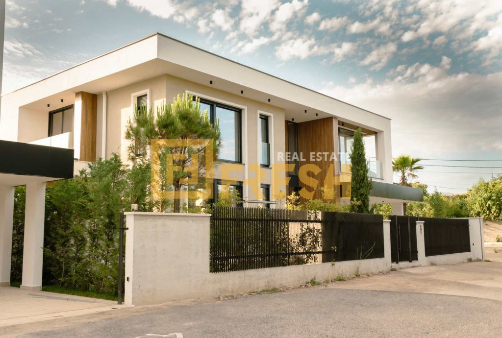 Lux vila, 260m2, Gornja Gorica, Izdavanje