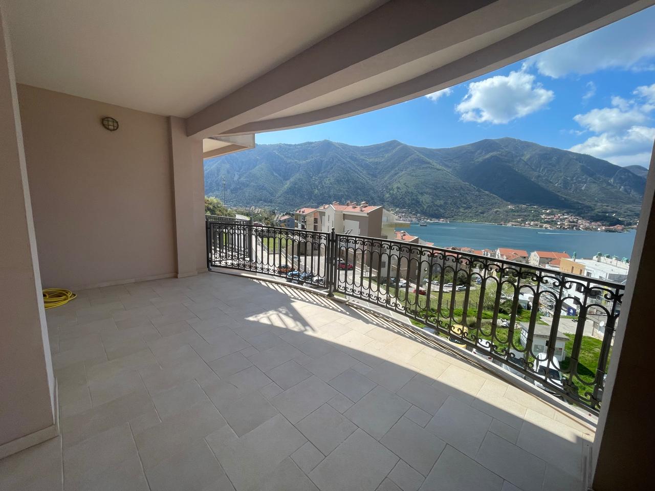 Apartment For Sale, Dobrota