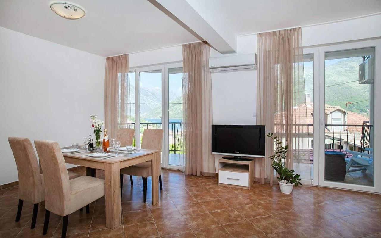 Apartment in Kamenari, 61 m²
