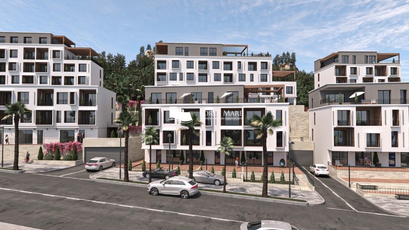 Prodajem Stan-Apartman, Tivat