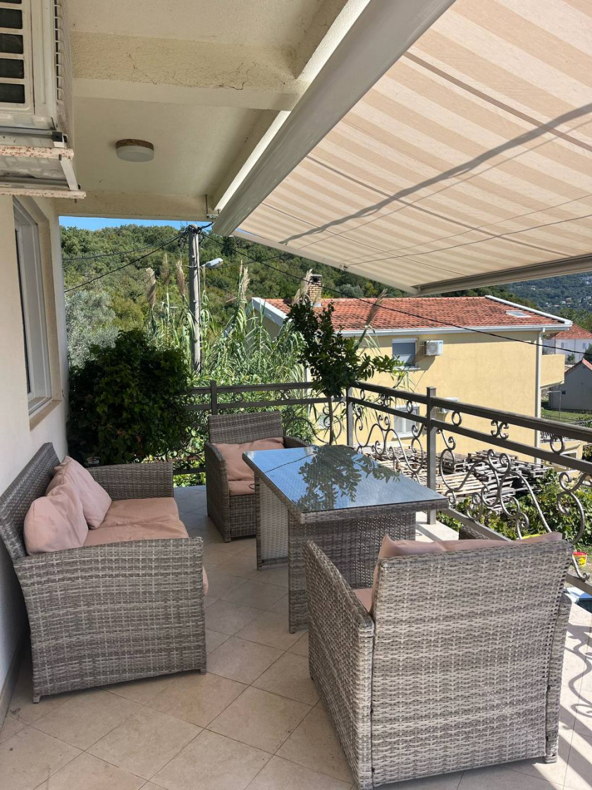 House For Sale, Šušanj