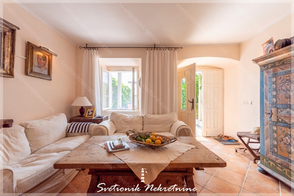 House For Sale, Baošići