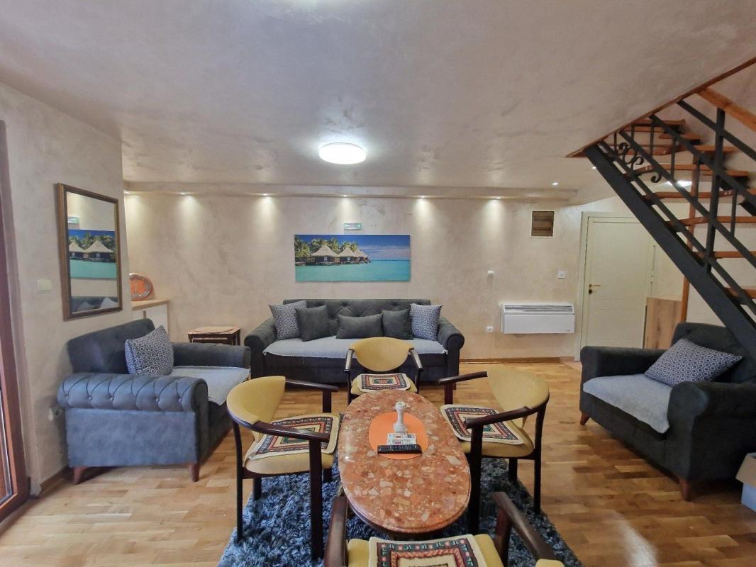 Apartment in Gosposhtina, 70 m²