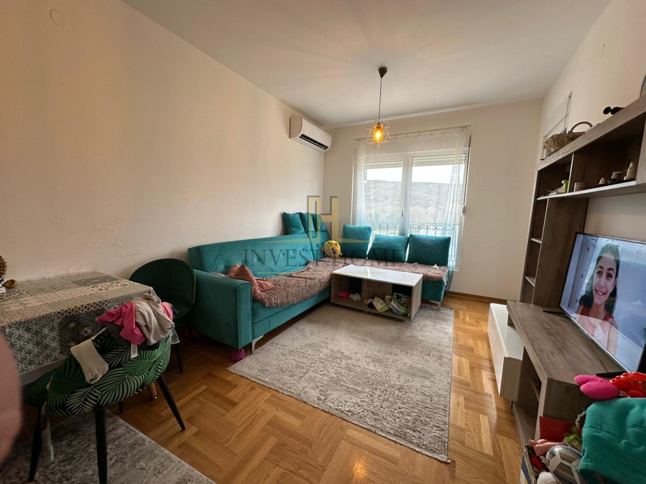 Dvosoban stan, Radanovići, 64m2