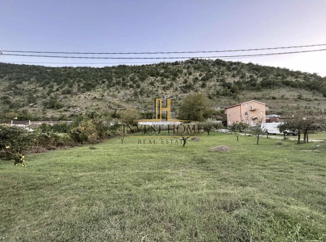 Urbanizovan plac, Velje Brdo, 1.665m2