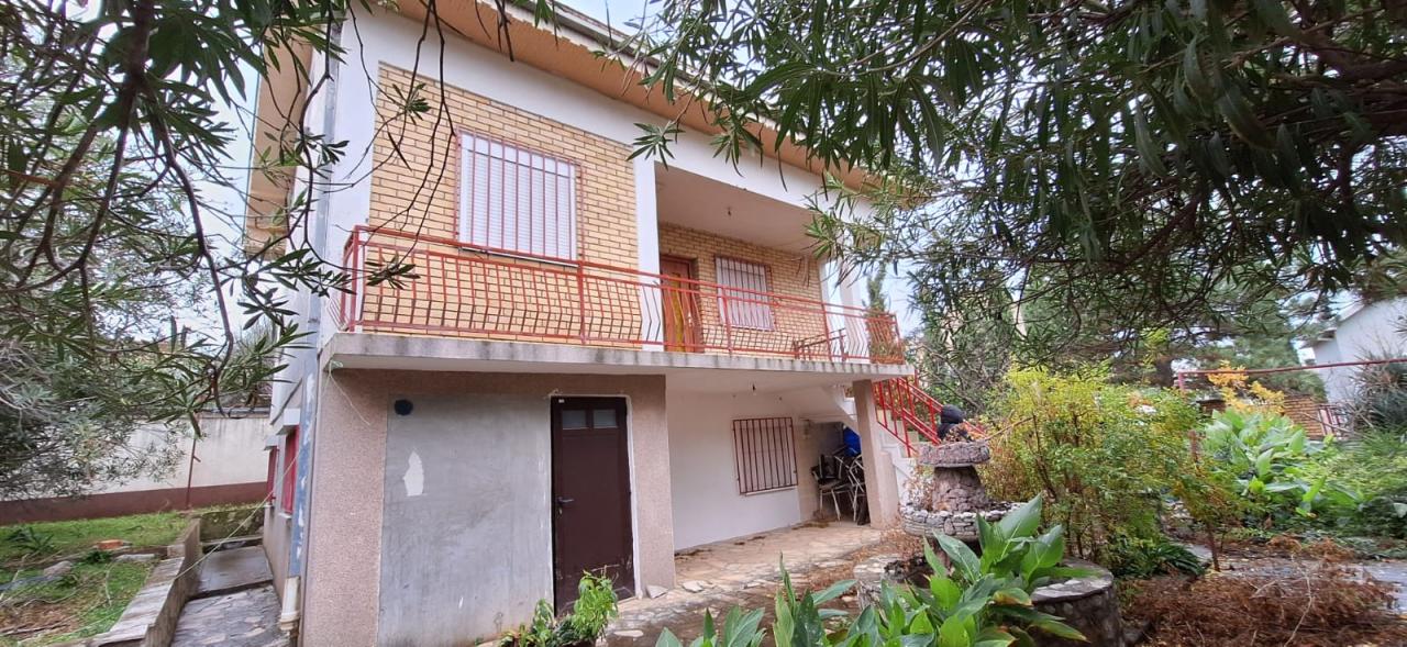 House in Dobra Voda, 174 m²