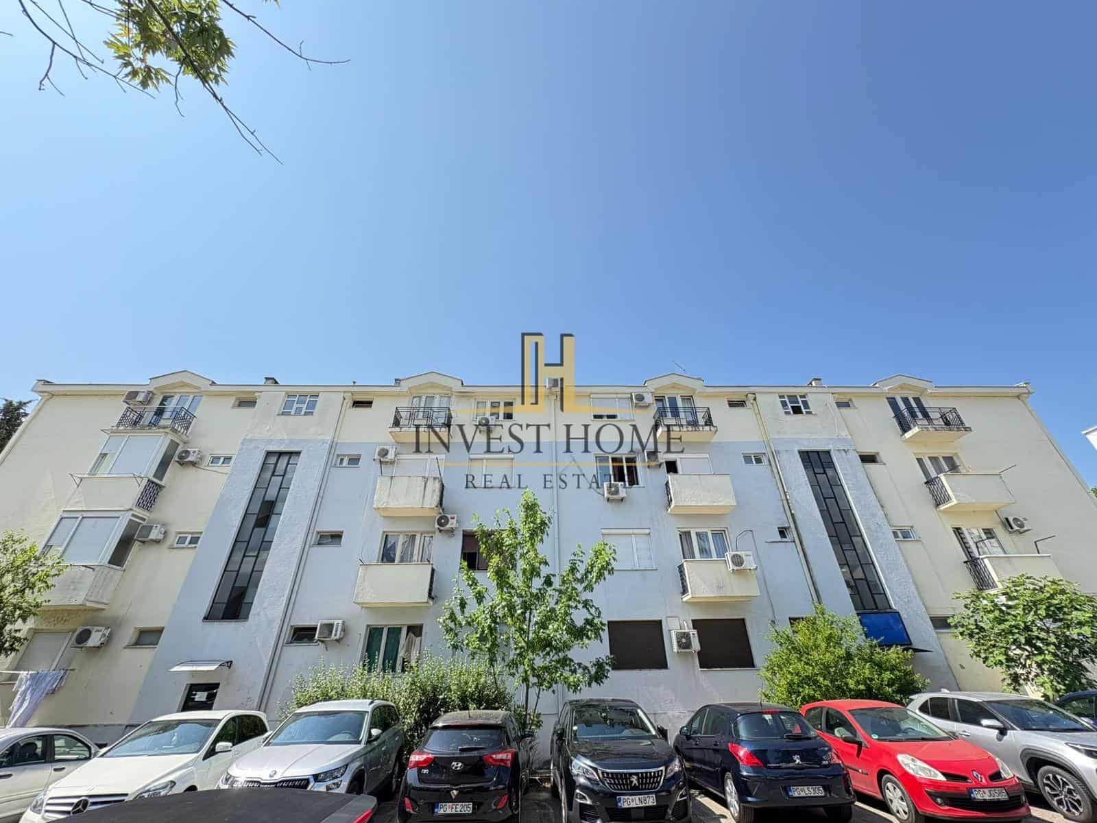 Jednosoban stan, Preko Morače, 46m2