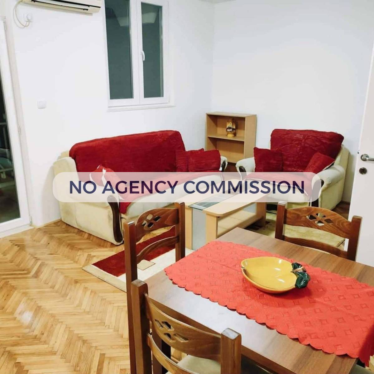 Jednosoban stan sa terasom i parking mestom u Igalu